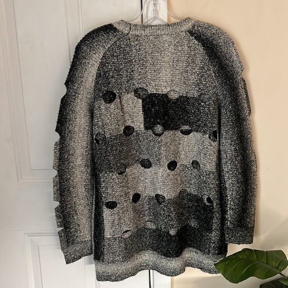 Kerisma Pull Over Gray Sweater Size M/L - Picture 5 of 12